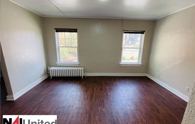 Studio, 1 bath, 390 sqft, $650, Unit Unit 204