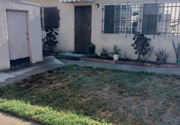 8417 1/2 SAN GABRIEL AVE