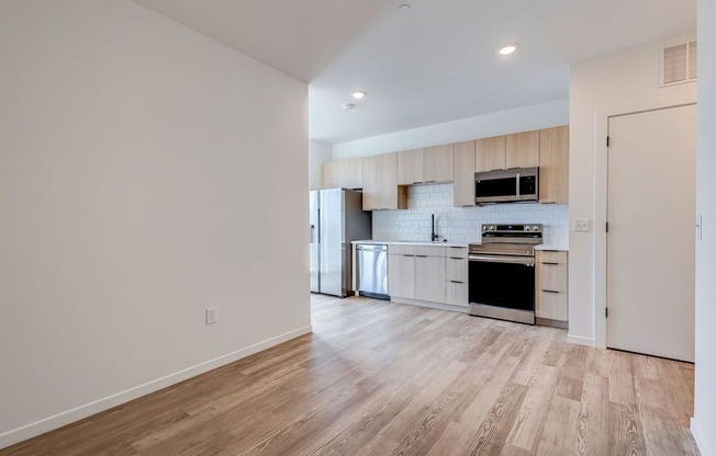 BUILDINGB#1119-Aura-4