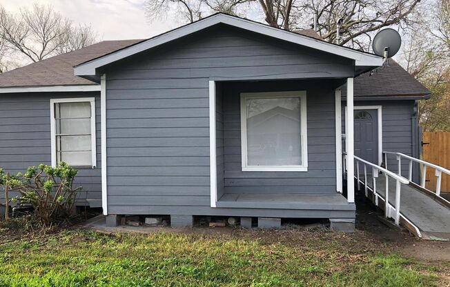 Affordable spacious 4bed/2bath single-family house!