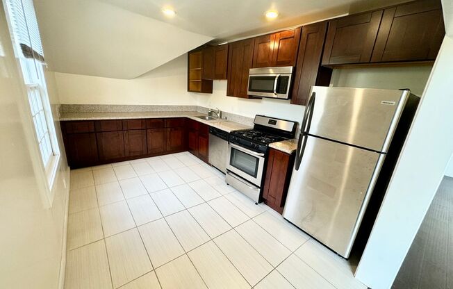 1 bed, 1 bath, 993 sqft, $2,778, Unit #4