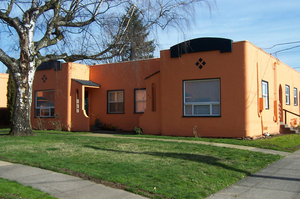 Granada Court