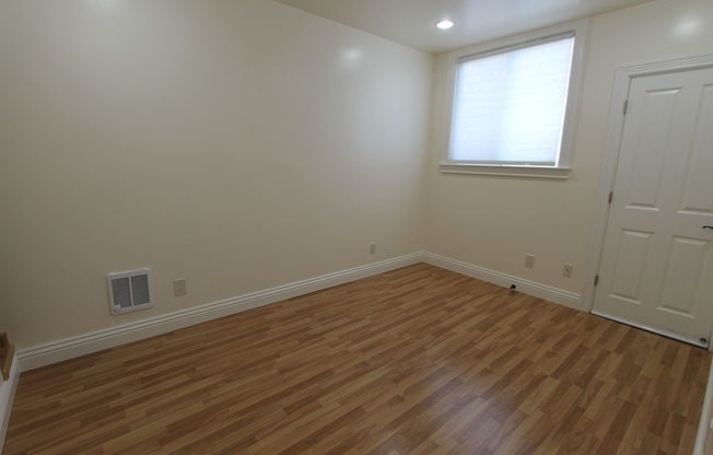 2 beds, 1 bath, $3,150, Unit 2nd Floor Unit