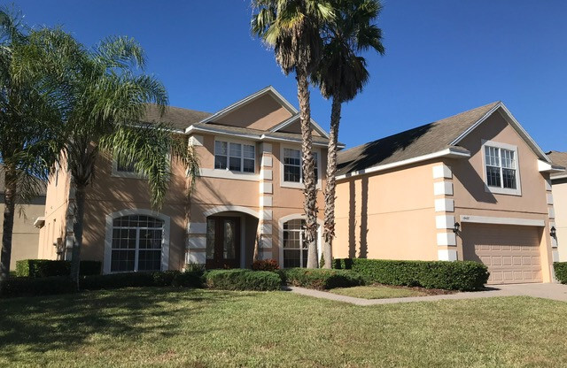 Nice 4 Bed/4 Bath Home in Gated Community of Winter Garden