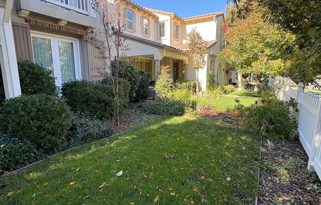 Large 5 bedroom home with loft. Featuring 2 primary bedrooms