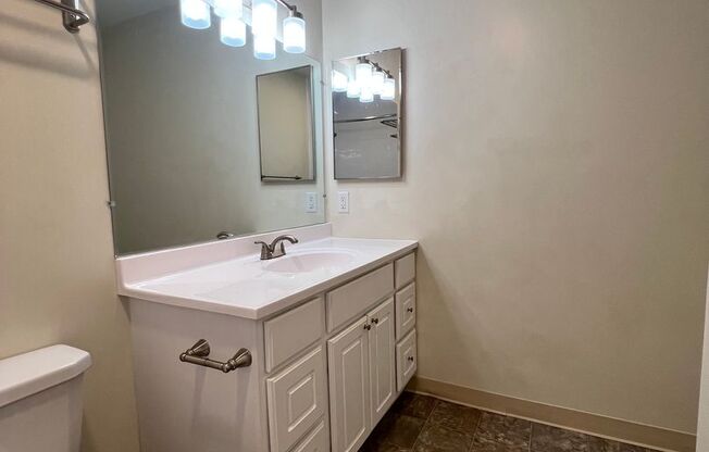 1 bed, 1 bath, 590 sqft, $2,250, Unit 777-253