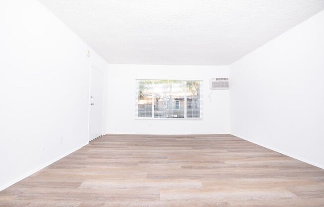 Studio, 1 bath, $1,425, Unit 035#08