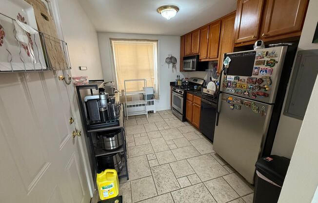 2950-2954 West Arthur Avenue