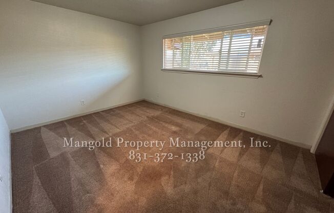 2 beds, 1 bath, $2,200, Unit 15