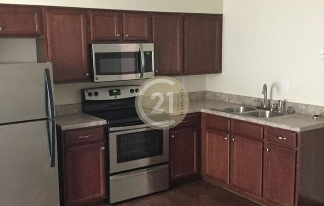 1023 W. 38th St