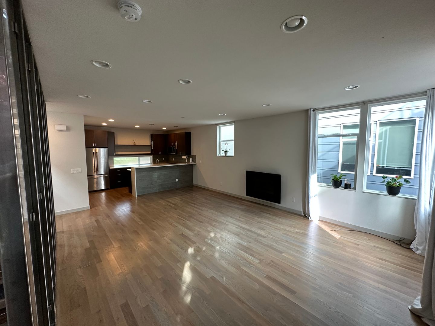 Beautiful high end home in Ballard fir Rent!