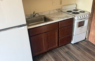 431 W MAIN