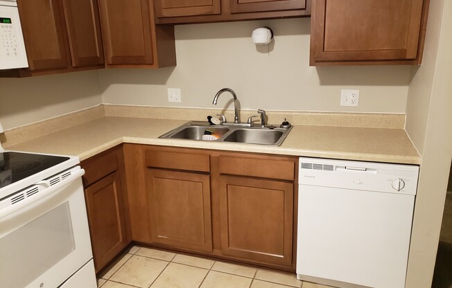 1 bed, 1 bath, 650 sqft, $750, Unit 3564-31