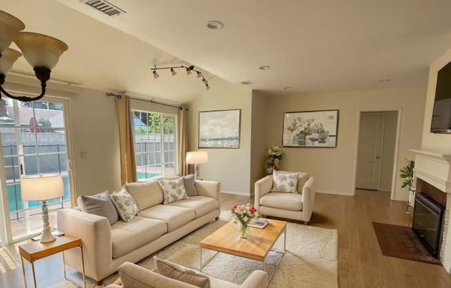 Charming 3 bedroom pool home