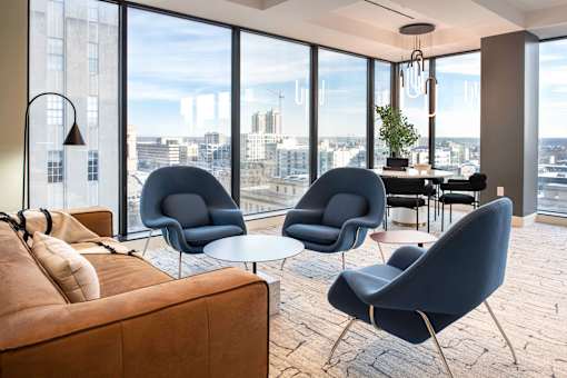 Park Lounge at 220 Meridian, Indianapolis, IN 46204