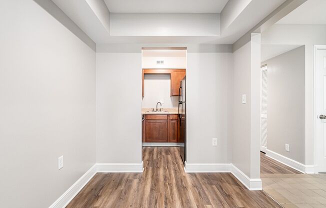 2 beds, 2 baths, 810 sqft, $1,250, Unit 135