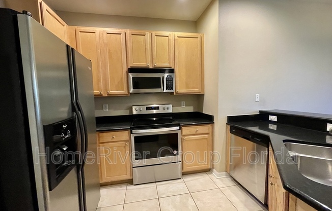 3 beds, 2 baths, 1,336 sqft, $2,450