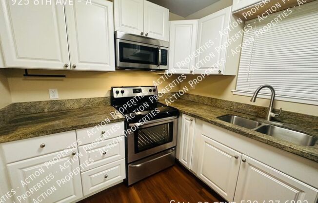 925 8 AVE