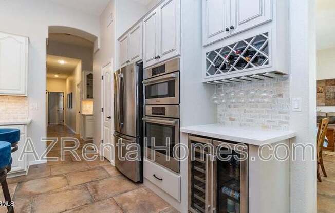 1883 E DAVA DR