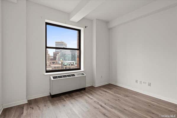 Studio, 1 bath, 400 sqft, $3,150, Unit 32F