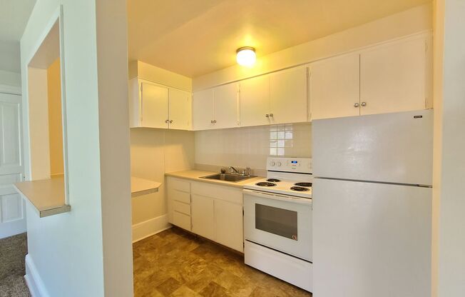 1 bed, 1 bath, 500 sqft, $975, Unit 5