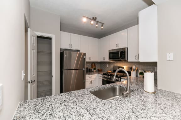 Willowest in Collier Hills - Atlanta Apartments