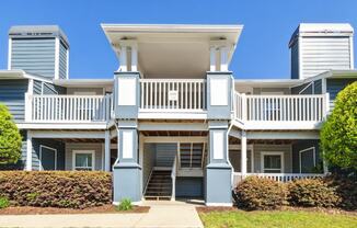 Palmetto Place Apartments in Taylors, SC
