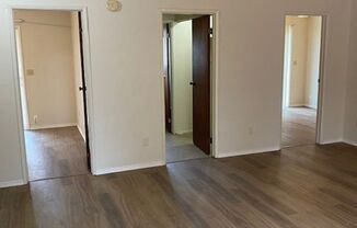 2 beds, 1 bath, 900 sqft, $1,275, Unit LOWER