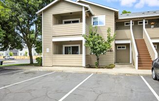 Comfortable 2-Bedroom Apartment in Desirable East Medford