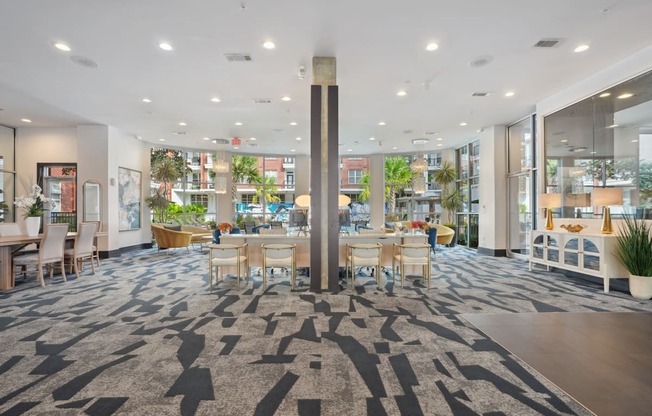 The Grand Upper Kirby Apartments in Houston, TX Leasing Office