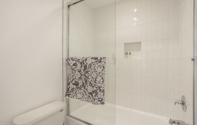 1 bed, 1 bath, 690 sqft, $2,995, Unit 217
