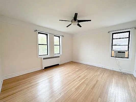 84 12 35 AVE