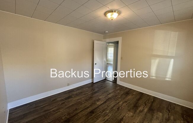 2 beds, 1 bath, 1,003 sqft, $2,600, Unit 136