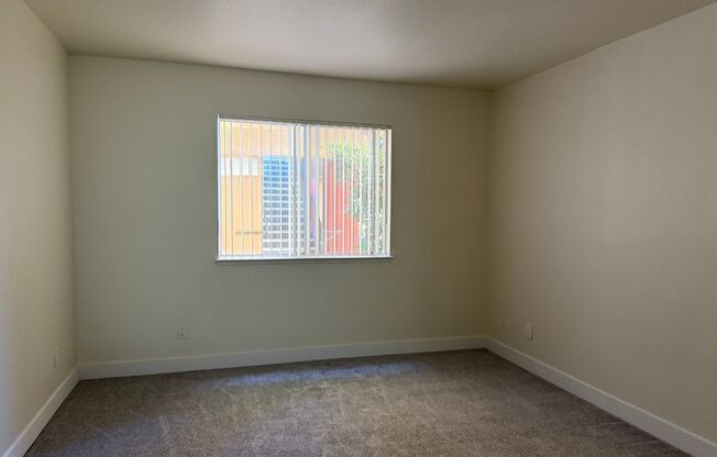 2 beds, 2 baths, 1,271 sqft, $2,100