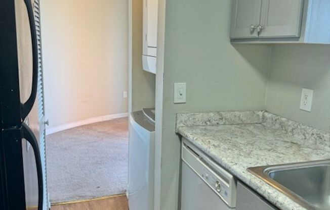 1 bed, 1 bath, 620 sqft, $1,650, Unit WH912