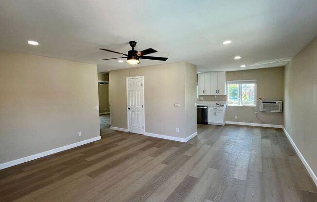 Newly Remodeled 2 Bed/1 Bath Escondido Move In Special for July