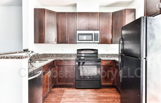 755 ANACOSTIA AVE NE