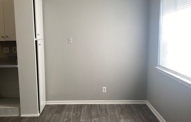 1 bed, 1 bath, 480 sqft, $750, Unit 6