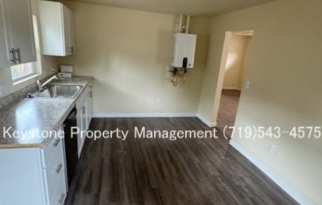 2 beds, 1 bath, $1,250