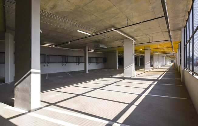 Dominium_900_Garage.jpg