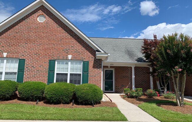 RENT SPECIAL - 2 Bedroom 2 Bath Townhouse Available in Windsor Park - Leland