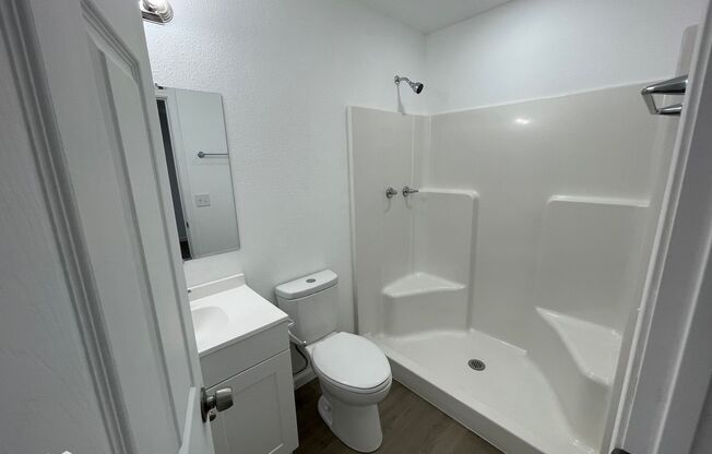 3 beds, 2.5 baths, $1,995, Unit Unit A