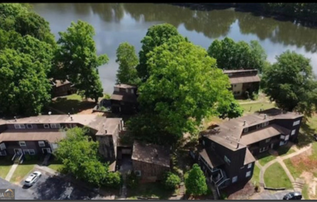 Welcome to 2808 Shellbark