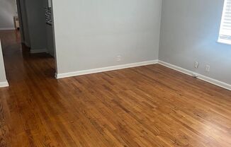 1 bed, 1 bath, $850, Unit 2