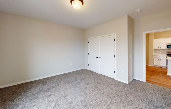 2 beds, 1 bath, 1,096 sqft, $1,445, Unit 2731-2421