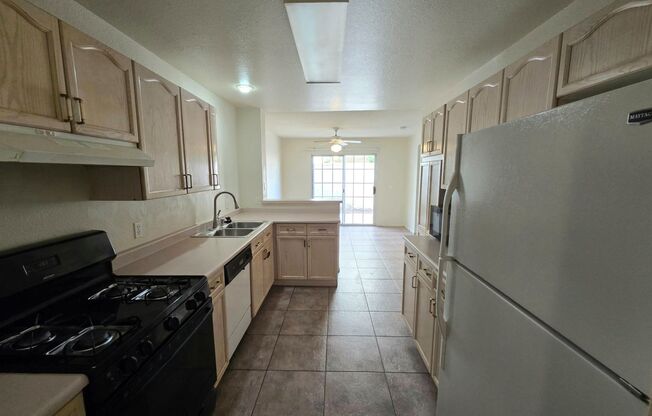 2 beds, 2 baths, $1,675