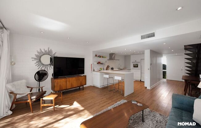 2 beds, 1.5 baths, $2,500, Unit LABS 7740 E Heatherbrae Ave - 36827520420