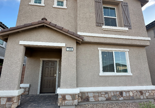 1356 CERULEAN AVE