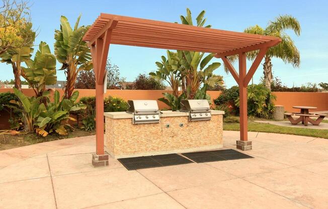 Ocean Breeze Villas BBQ Area