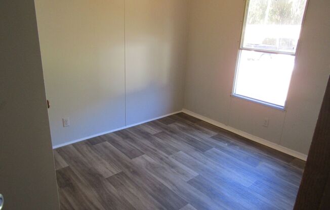 4 beds, 2 baths, $1,200, Unit Lot 88